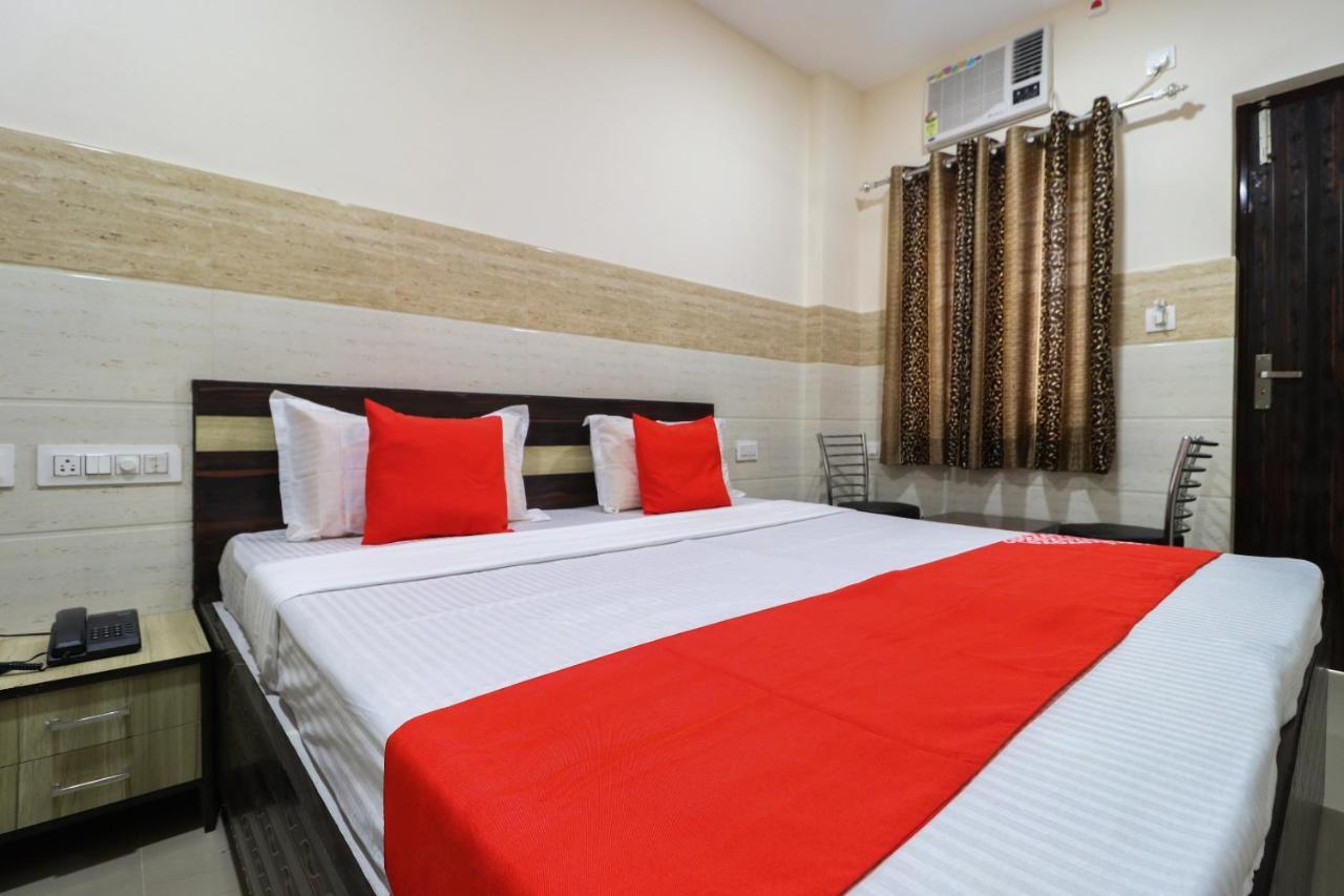 Oyo 49095 Hotel K Fort Abadpura Extérieur photo